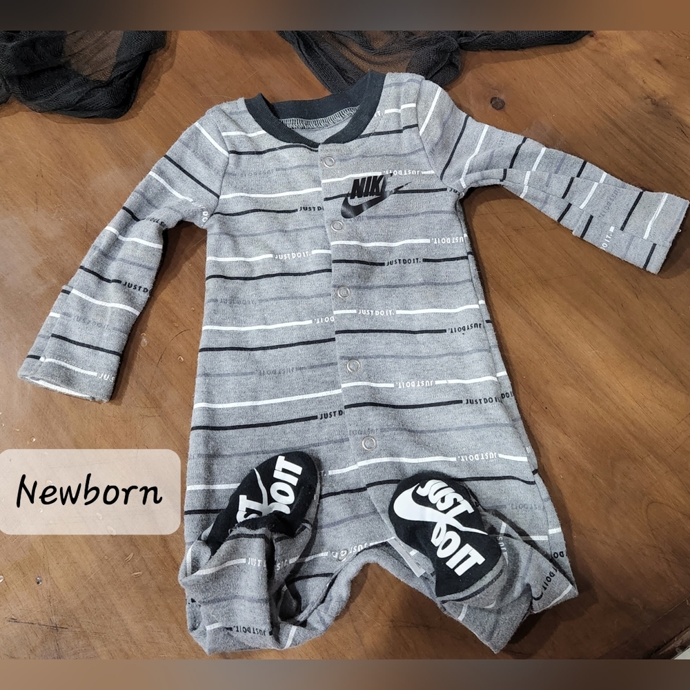 NIKE Onesie